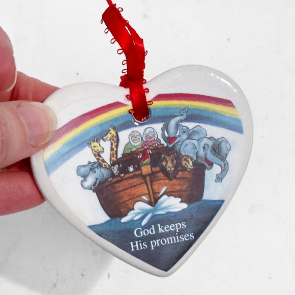 VTG 80s 90s Heart Shaped Noahs Ark Ornament God Keeps Promises Rainbow Ceramic - Picture 3 of 5